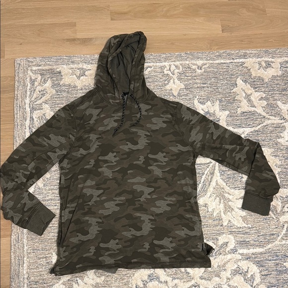 Jockey Men's Green Camouflage Hoodie - Picture 1 of 4